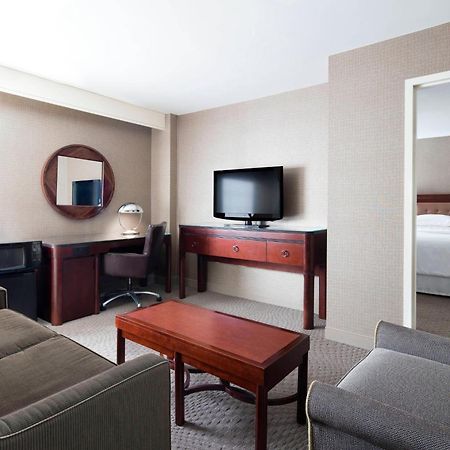 Sheraton Pittsburgh Airport Hotel Coraopolis Kültér fotó